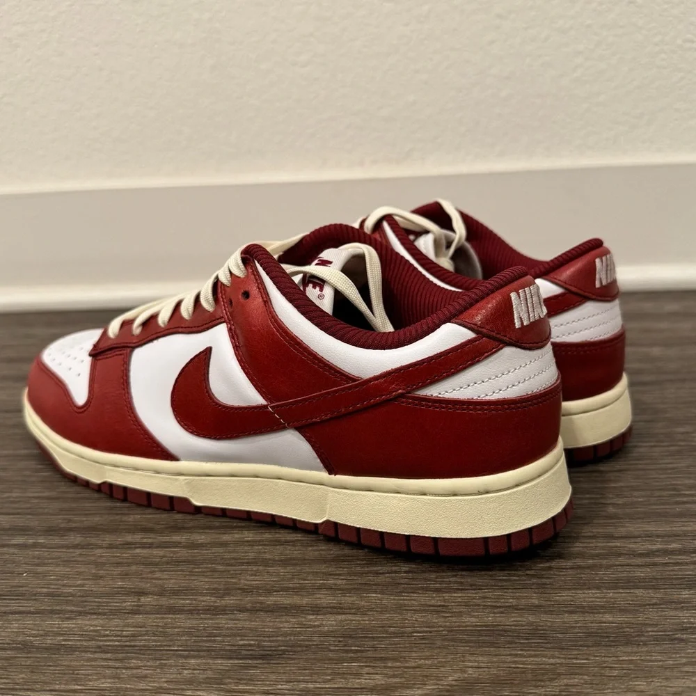 Nike Dunk womens sz 11